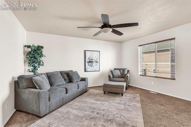 917 Silverqueen Road, Pueblo, CO 81008