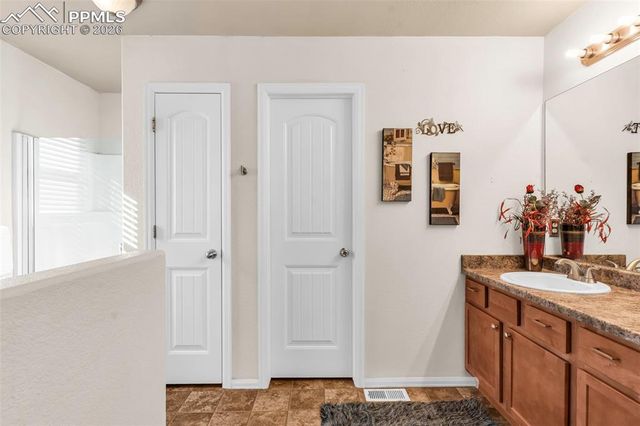 917 Silverqueen Road, Pueblo, CO 81008