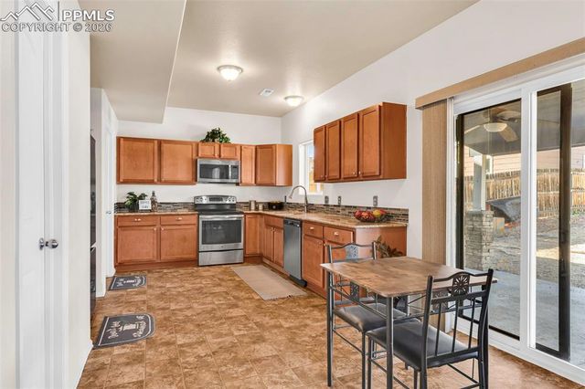 917 Silverqueen Road, Pueblo, CO 81008