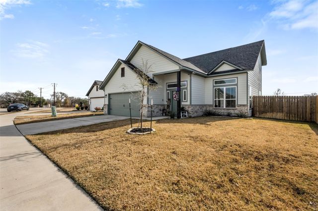 2506 Lightfoot Lane, Bryan, TX 77803