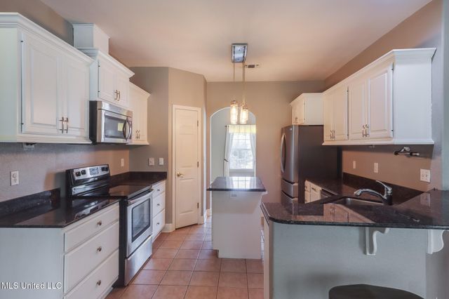 7921 Rue Madison, Ocean Springs, MS 39564