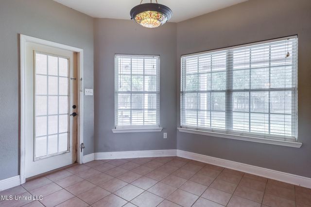 7921 Rue Madison, Ocean Springs, MS 39564