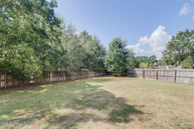 7921 Rue Madison, Ocean Springs, MS 39564