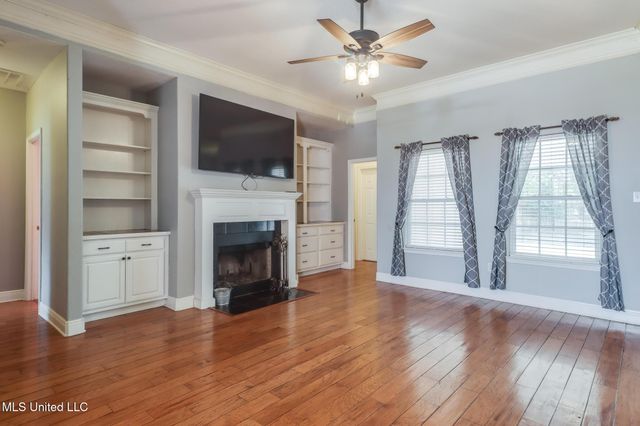 7921 Rue Madison, Ocean Springs, MS 39564