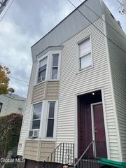 145 Quail Street, Albany, NY 12206