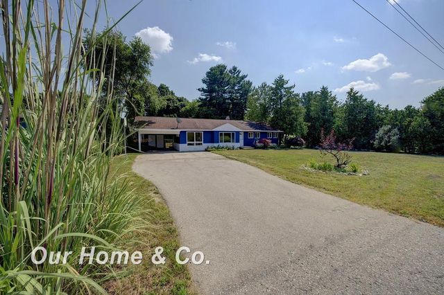 6072 Center Road, Traverse City, MI 49686