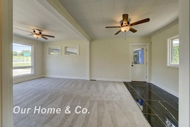 6072 Center Road, Traverse City, MI 49686