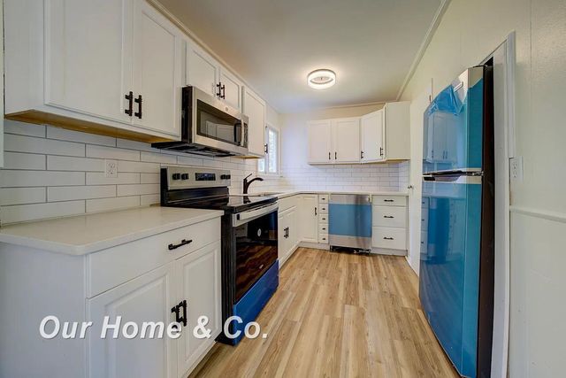 6072 Center Road, Traverse City, MI 49686