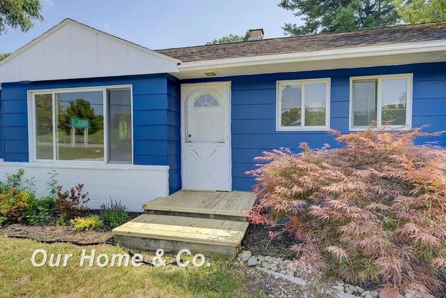 6072 Center Road, Traverse City, MI 49686