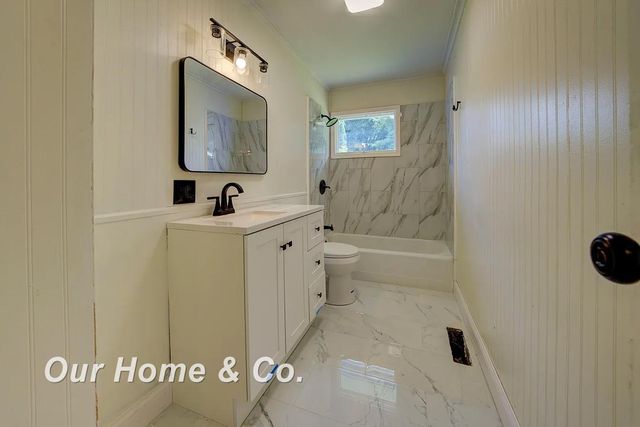 6072 Center Road, Traverse City, MI 49686