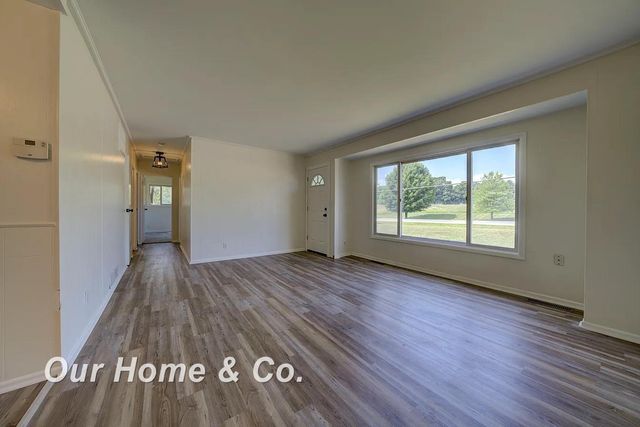 6072 Center Road, Traverse City, MI 49686