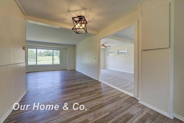 6072 Center Road, Traverse City, MI 49686