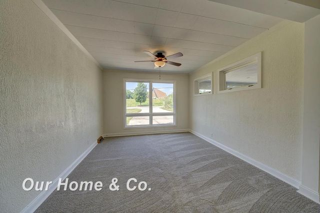 6072 Center Road, Traverse City, MI 49686