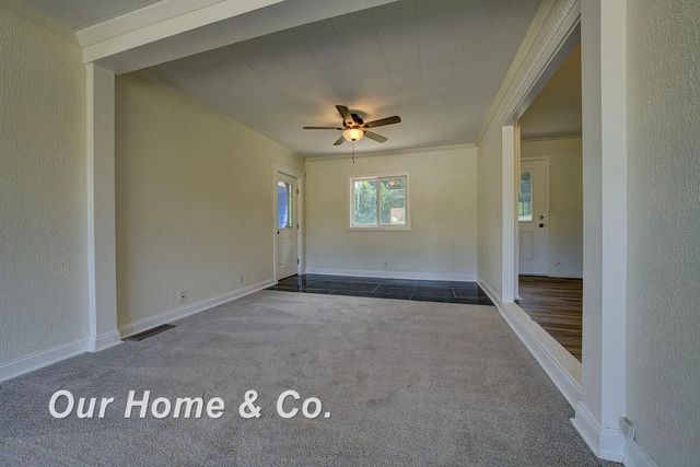 6072 Center Road, Traverse City, MI 49686