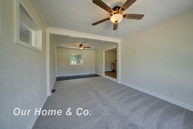 6072 Center Road, Traverse City, MI 49686