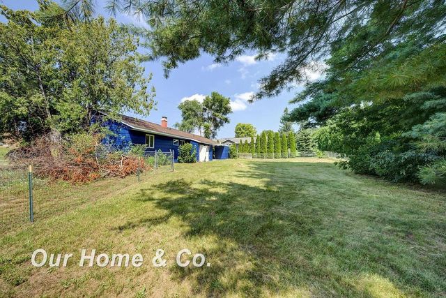 6072 Center Road, Traverse City, MI 49686