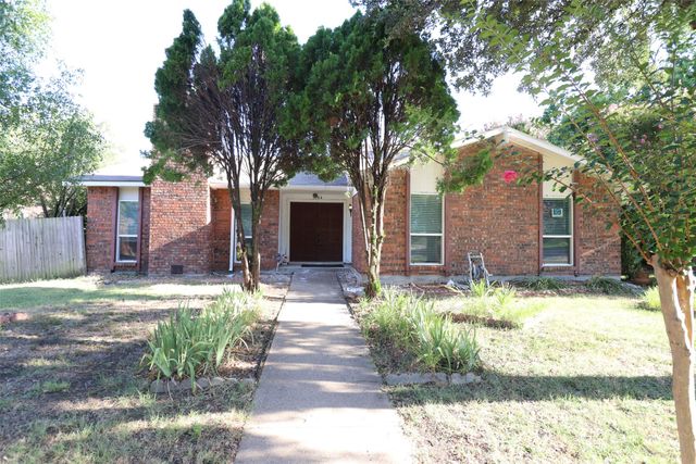 1504 Fair Oaks Drive, Richardson, TX 75081