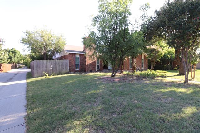 1504 Fair Oaks Drive, Richardson, TX 75081