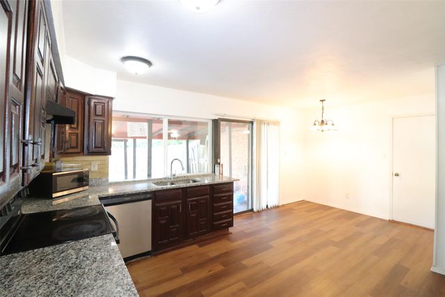 1504 Fair Oaks Drive, Richardson, TX 75081