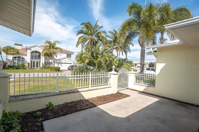 309 BUTTONWOOD LANE, Largo, FL 33770