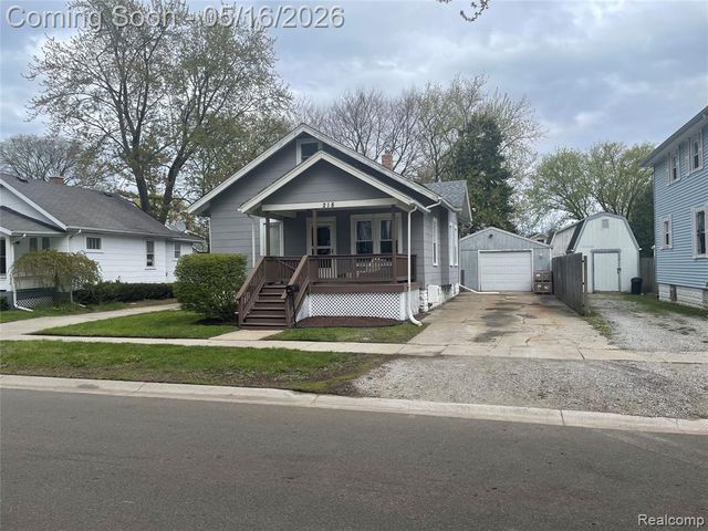 218 16th Street, Port Huron, MI 48060