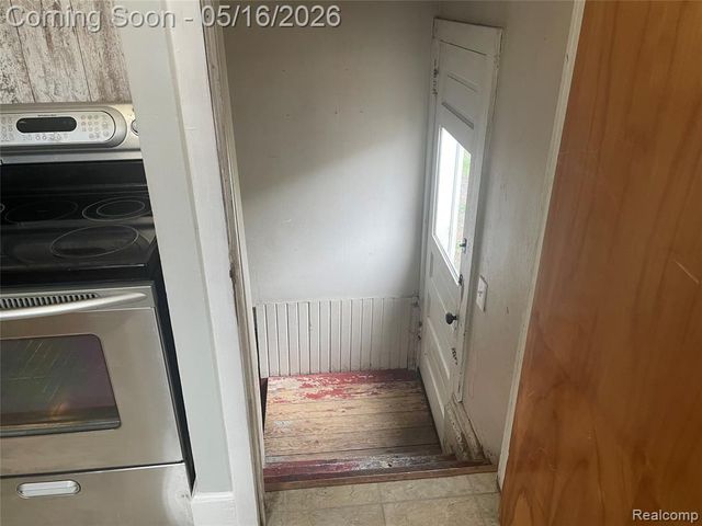 218 16th Street, Port Huron, MI 48060