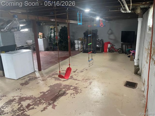 218 16th Street, Port Huron, MI 48060
