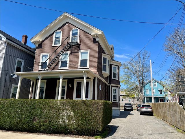 13 Newport Avenue 3, Newport, RI 02840