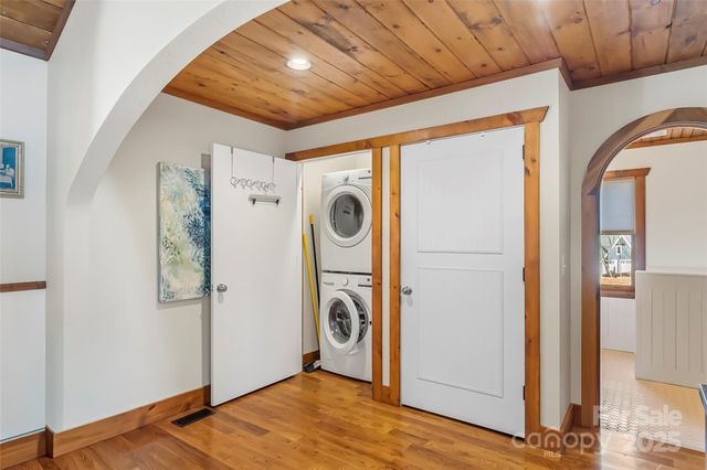 525 Mossy Oak Trail, Nebo, NC 28761