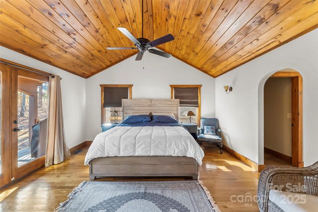 525 Mossy Oak Trail, Nebo, NC 28761