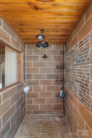 525 Mossy Oak Trail, Nebo, NC 28761