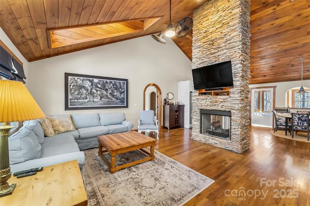 525 Mossy Oak Trail, Nebo, NC 28761