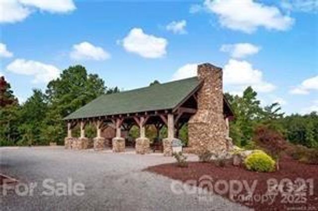525 Mossy Oak Trail, Nebo, NC 28761