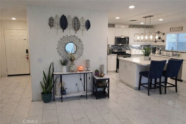 27932 Via Cholula, Menifee, CA 92585