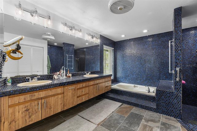 4117 CROSSWATER DRIVE, Tampa, FL 33615