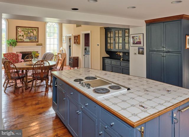 1789 WRIGHTSTOWN RD, Newtown, PA 18940