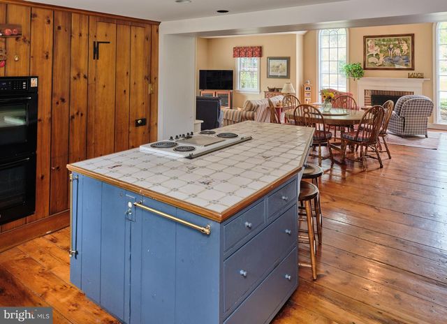 1789 WRIGHTSTOWN RD, Newtown, PA 18940