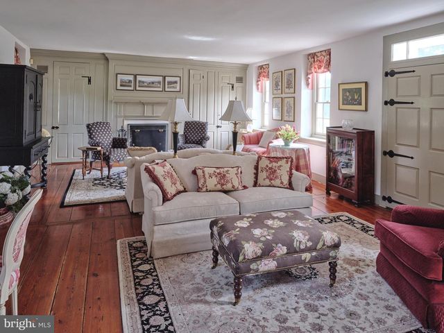 1789 WRIGHTSTOWN RD, Newtown, PA 18940