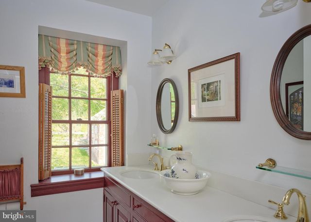 1789 WRIGHTSTOWN RD, Newtown, PA 18940