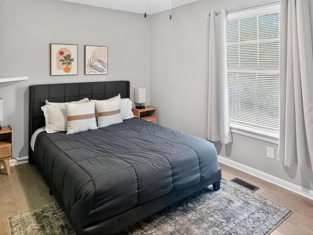 9525 N Valley Trail, Ooltewah, TN 37363