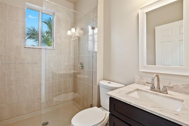 646 Heritage Dr 646, Weston, FL 33326