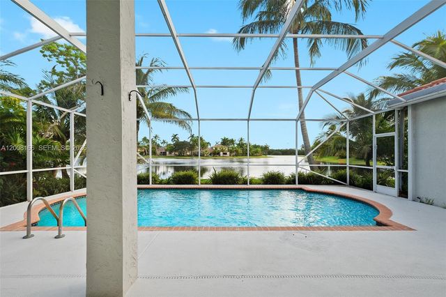 646 Heritage Dr 646, Weston, FL 33326