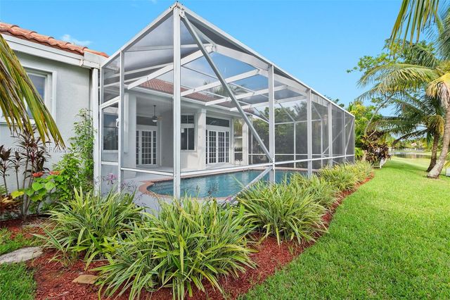 646 Heritage Dr 646, Weston, FL 33326