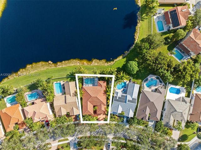 646 Heritage Dr 646, Weston, FL 33326