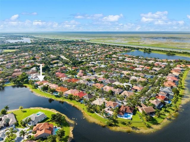 646 Heritage Dr 646, Weston, FL 33326