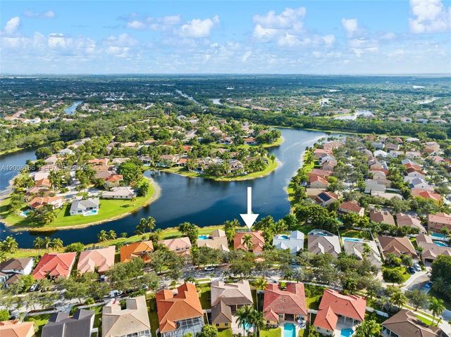 646 Heritage Dr 646, Weston, FL 33326