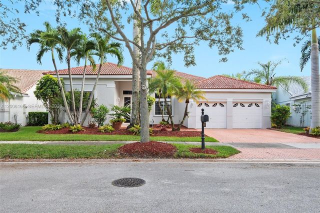 646 Heritage Dr 646, Weston, FL 33326