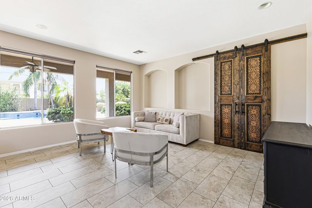 3229 W BUCKHORN Trail, Phoenix, AZ 85083