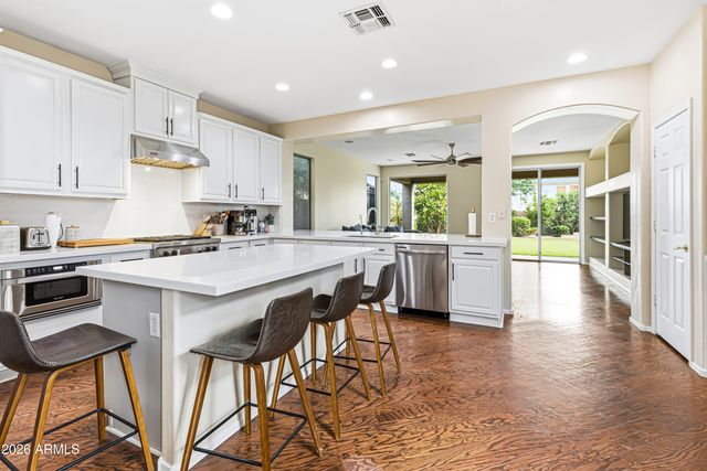 3229 W BUCKHORN Trail, Phoenix, AZ 85083