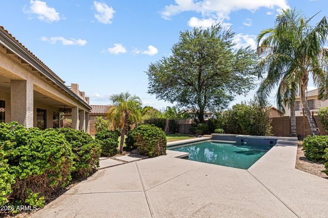 3229 W BUCKHORN Trail, Phoenix, AZ 85083